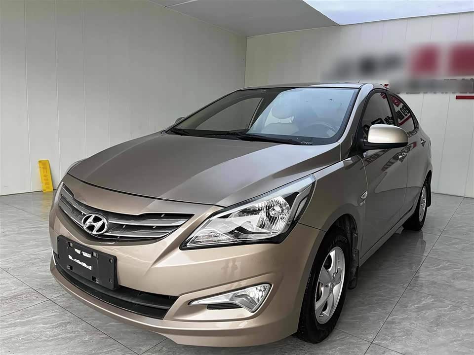Hyundai Rena