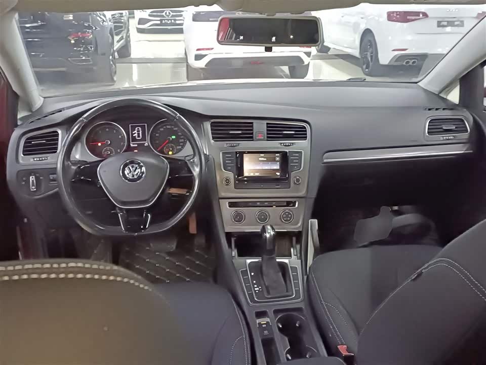 Volkswagen golf