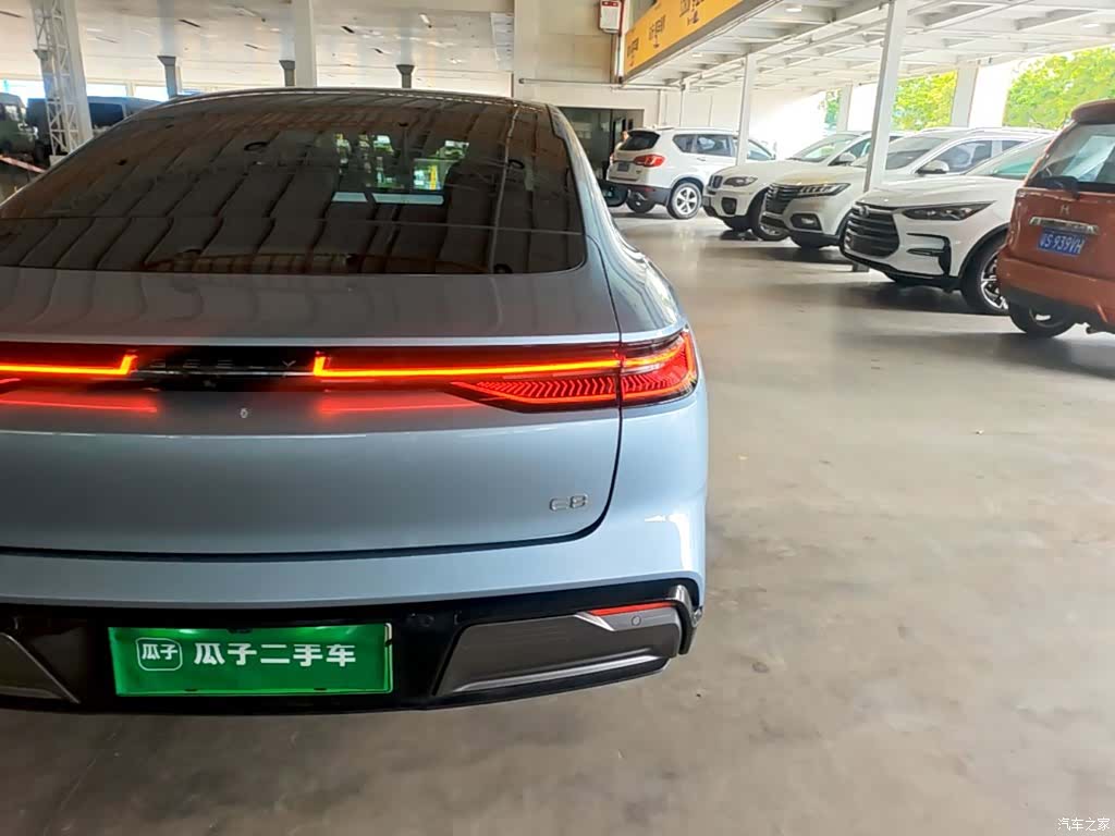 Geely E8, 2025 8