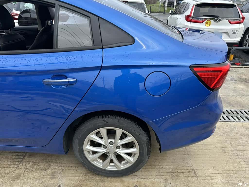 Roewe i5, 2019 24