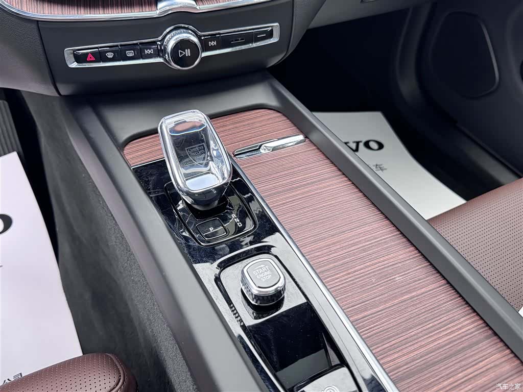 Volvo XC60, 2024 10