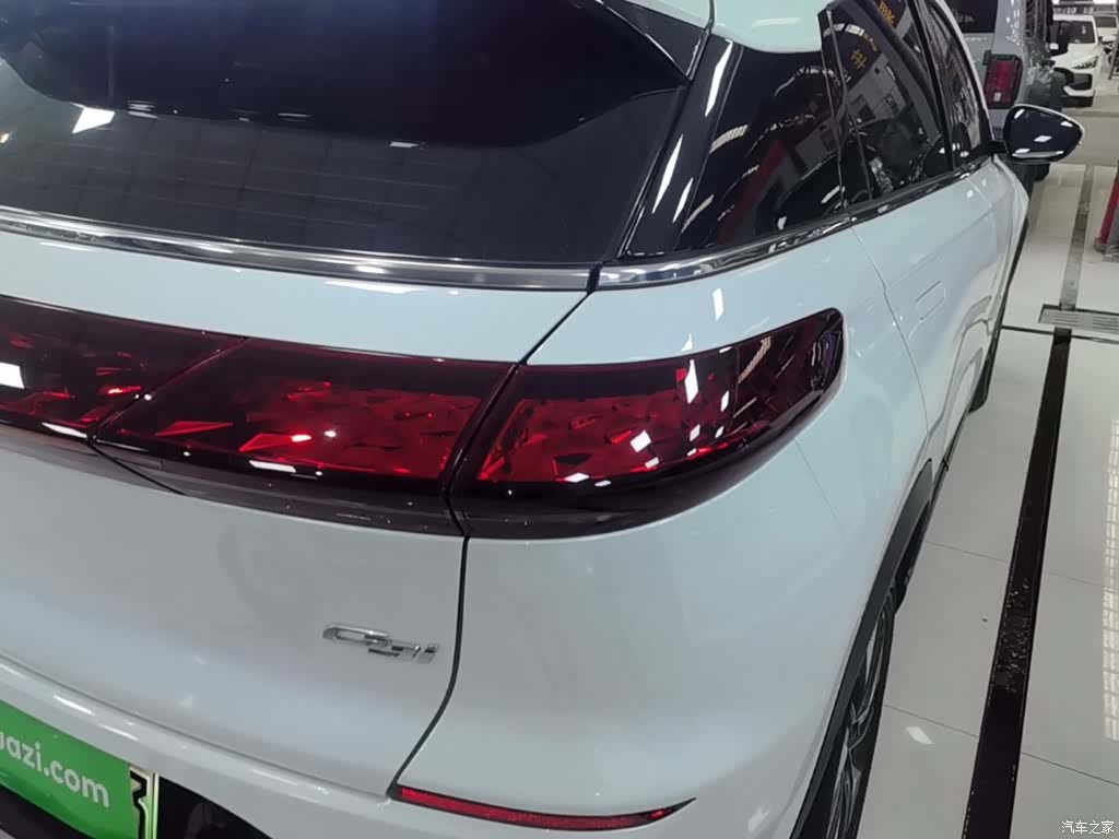 Xpeng G3i, 2021 8