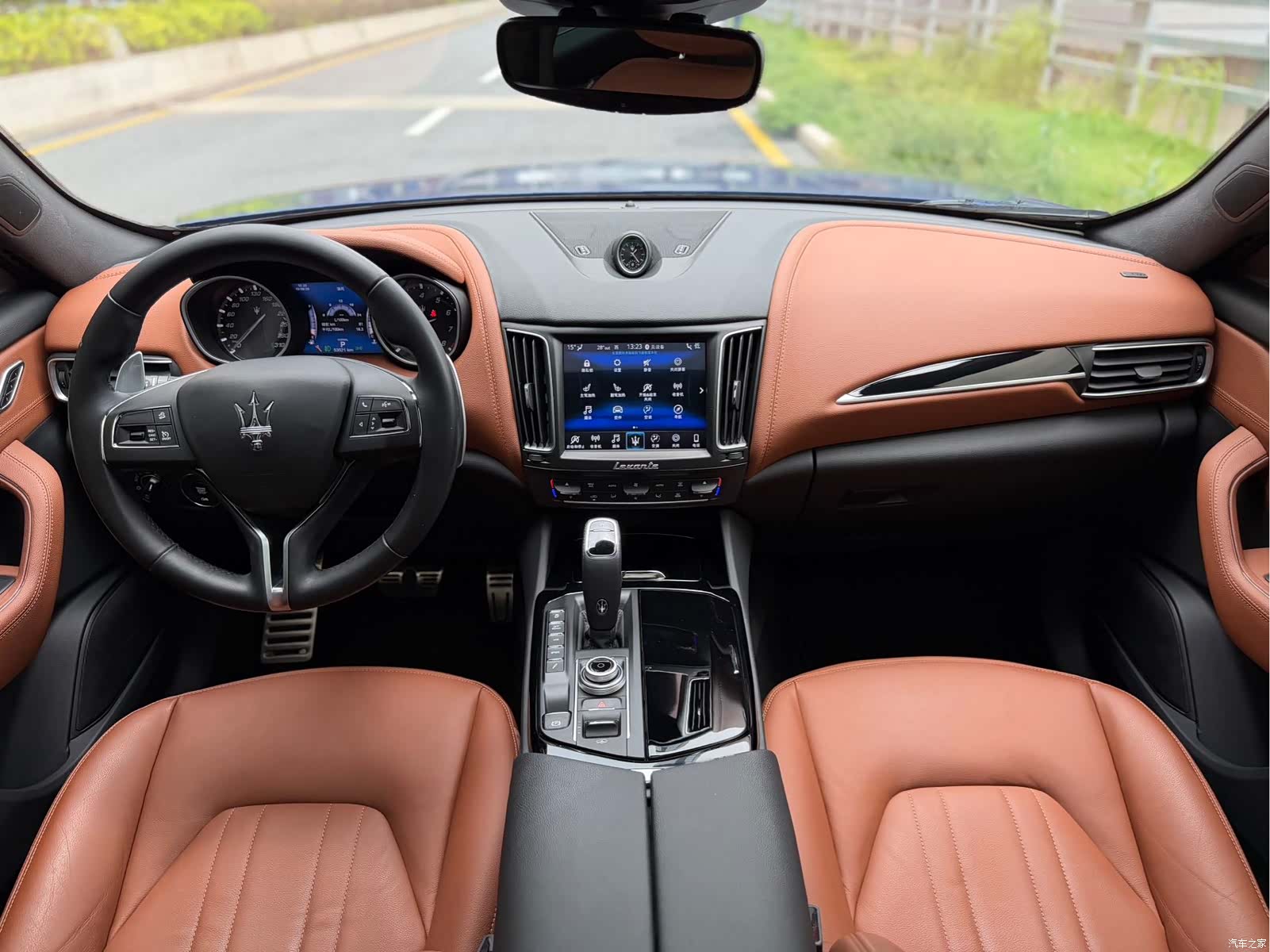 Maserati Levante, 2021 8