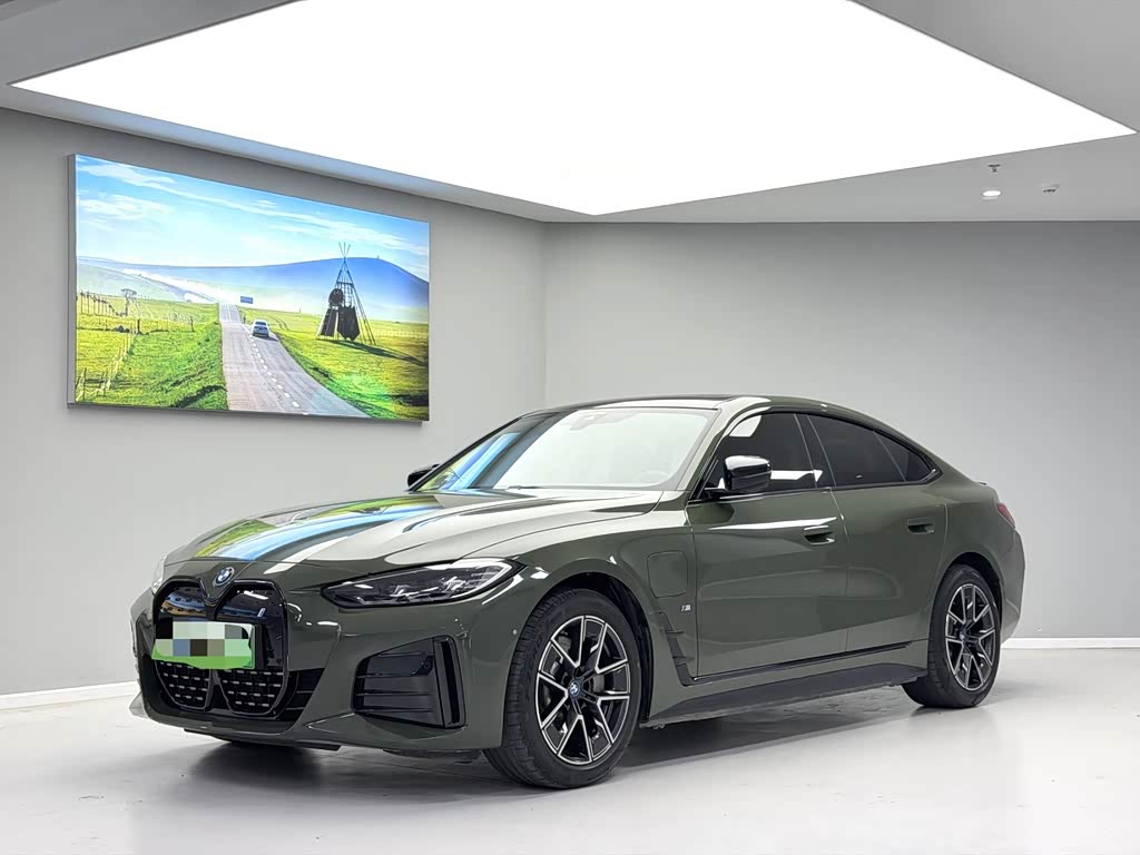 BMW i4