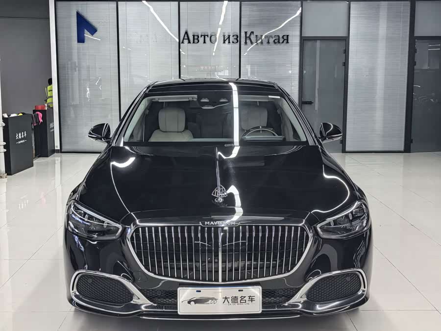 Mercedes-Benz Maybach S-Class 2023, фото 2