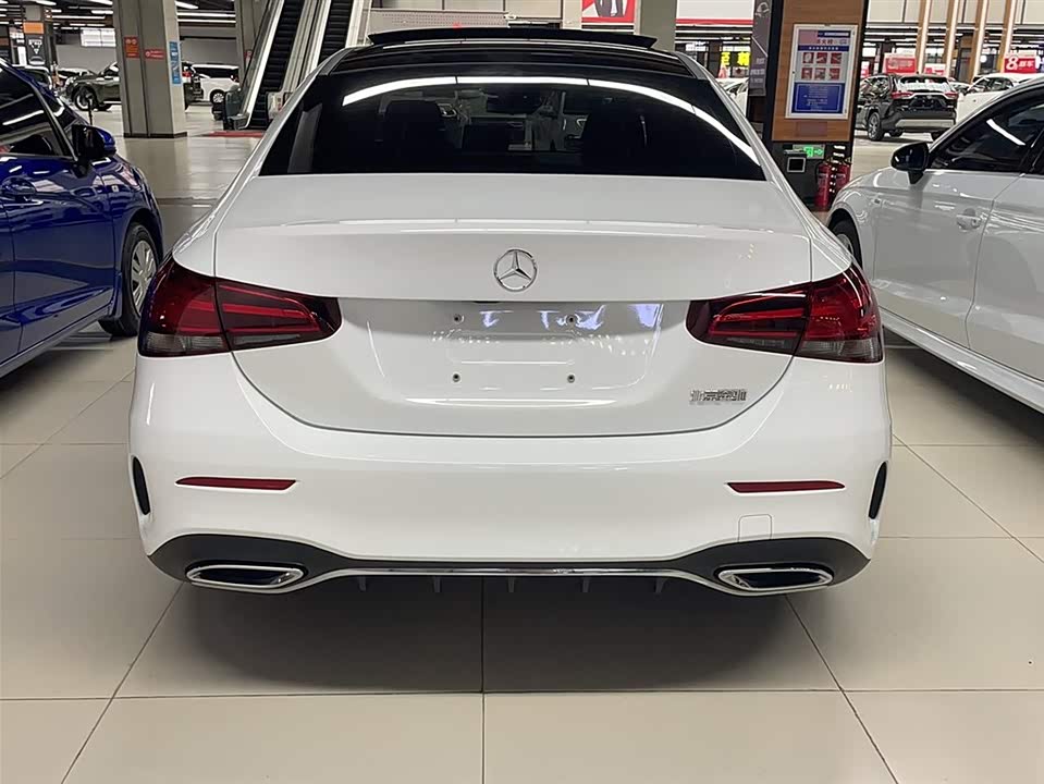 Mercedes-Benz Class A Mercedes-Benz Class A