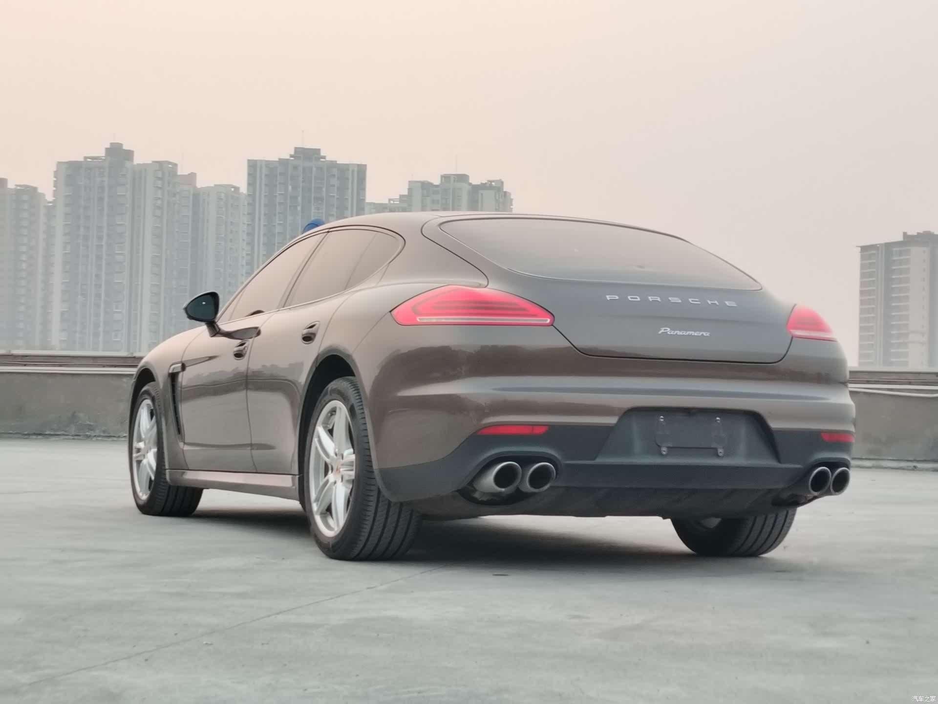 Porsche Panamera, 2015 3