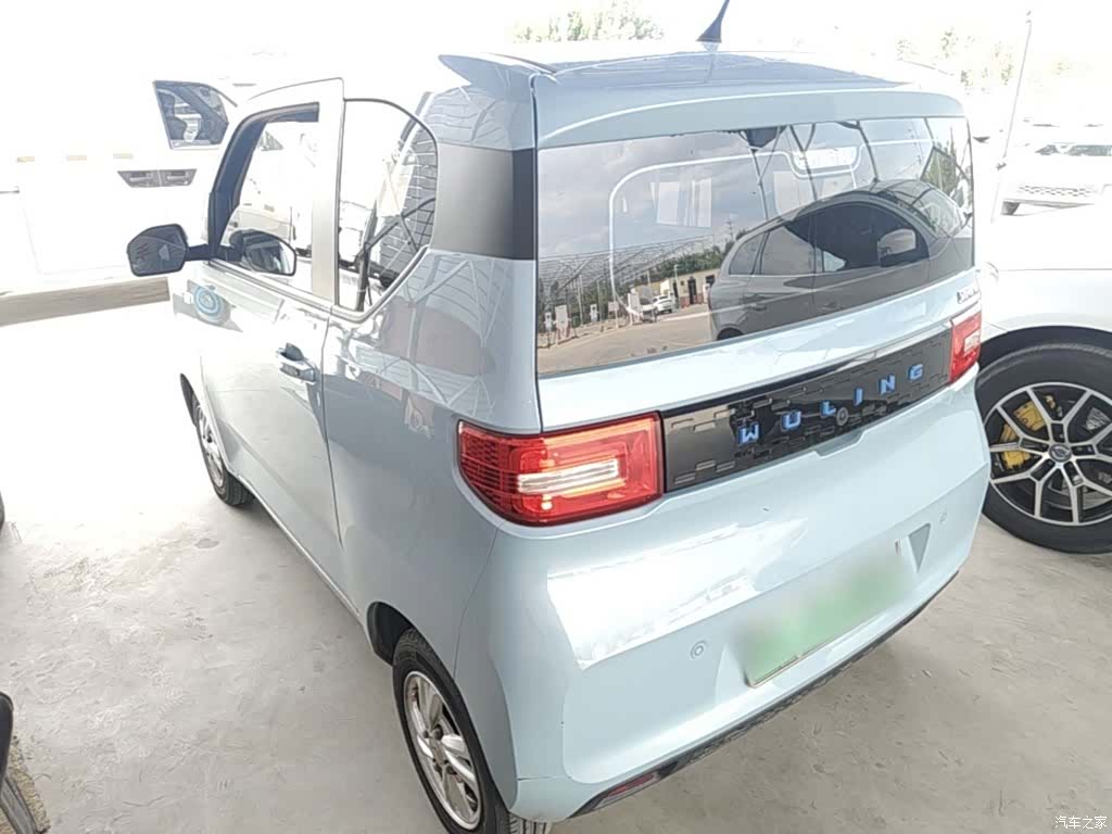 Wuling MINIEV, 2021 все фото