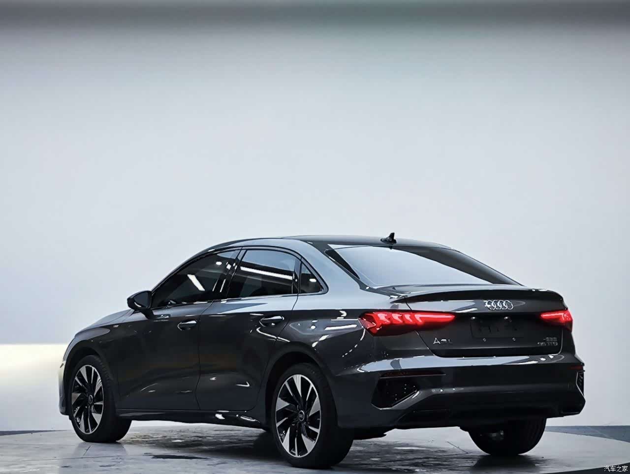 Audi A3, 2023 все фото