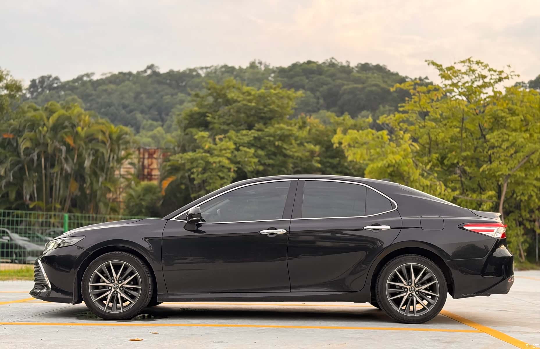 Toyota Camry, 2021 4