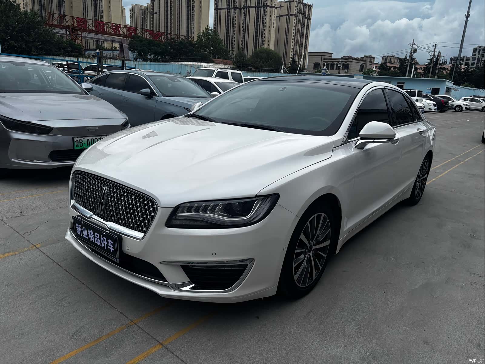 Lincoln MKZ