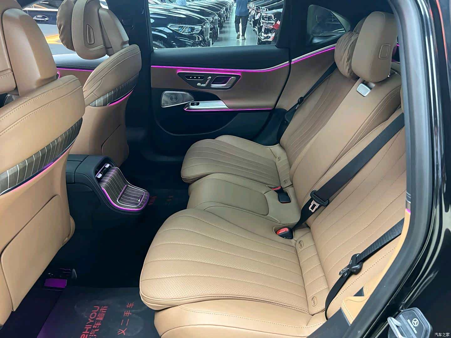 Mercedes-Benz E-Class, 2026 10