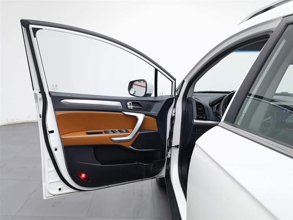 JAC Ruifeng S3