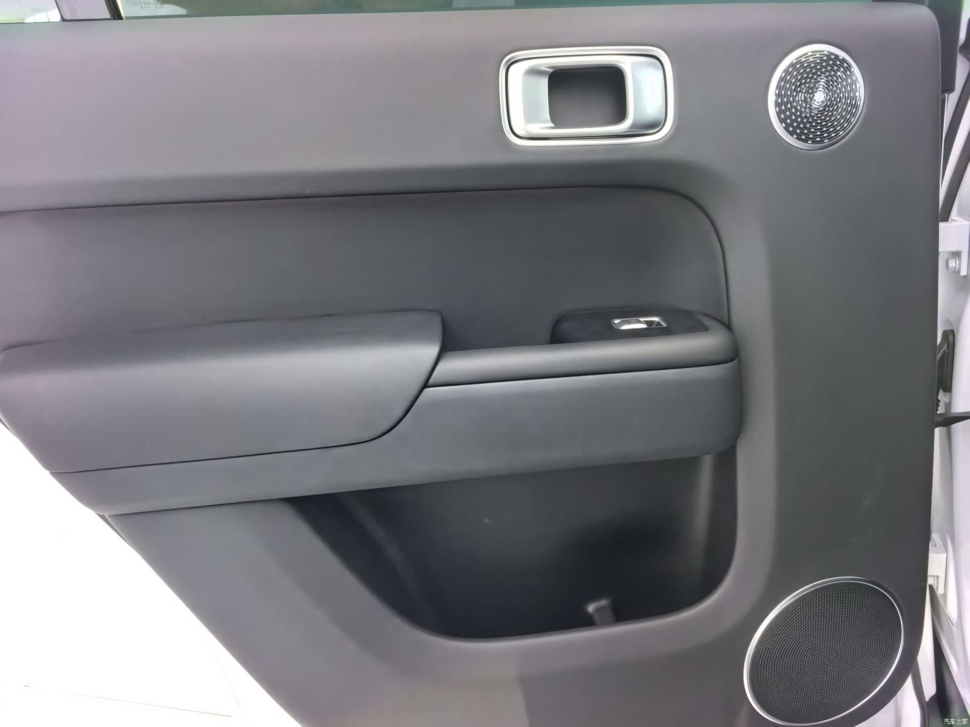 Li Auto L9, 2025 12