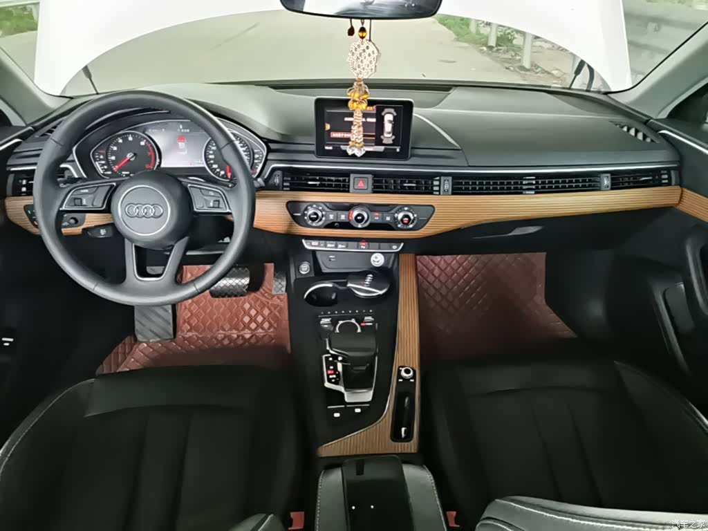 Audi A4L, 2019 13