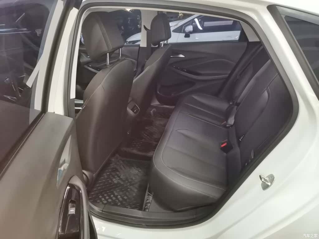 Buick Verano, 2024 17