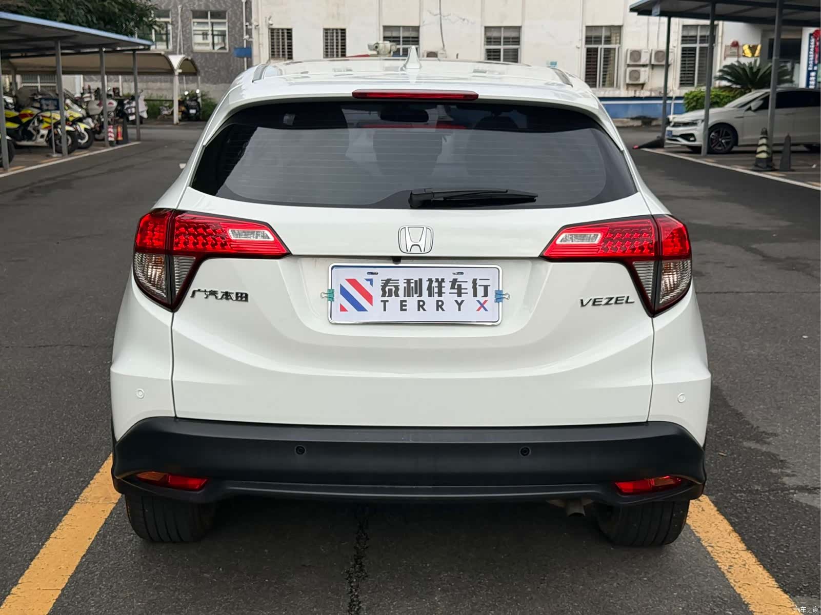 Honda Vezel, 2022 все фото