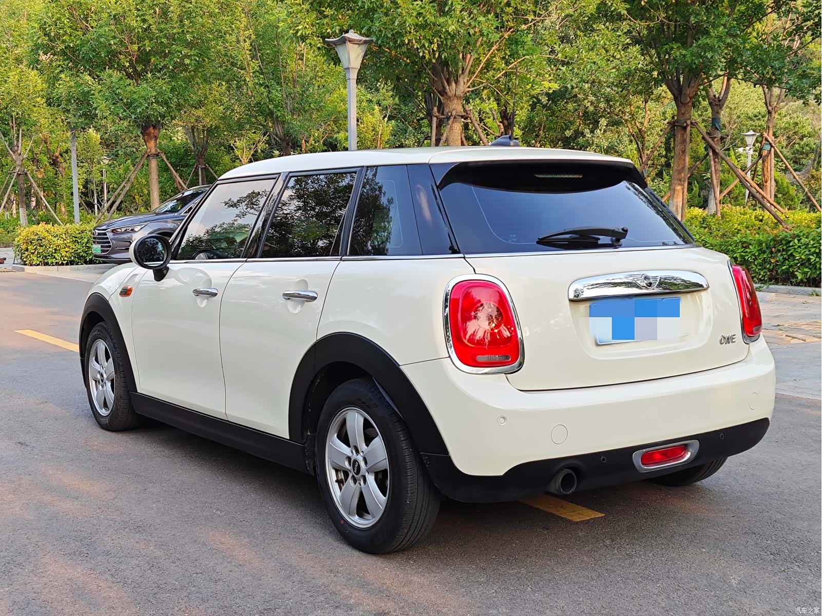 Mini ONE, 2016 6
