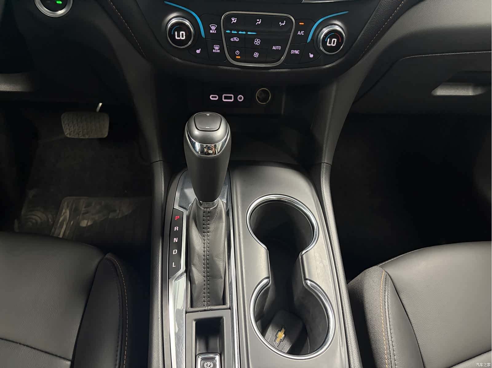 Chevrolet Equinox, 2018 11