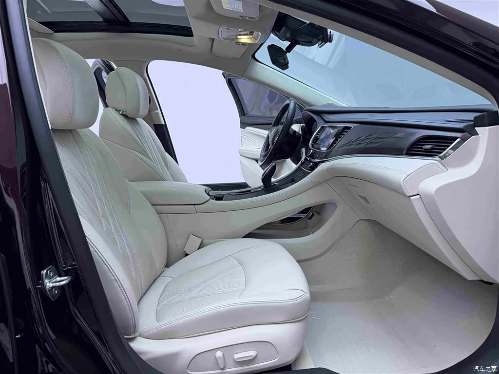Buick LaCrosse, 2022 10