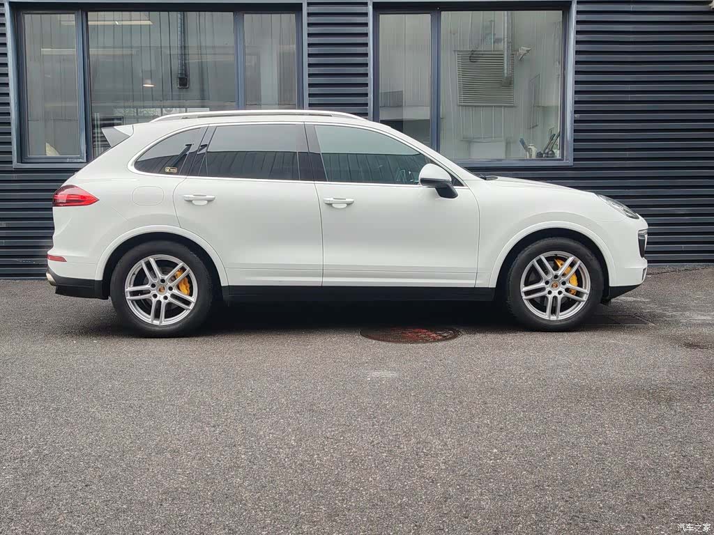 Porsche Cayenne, 2017 15