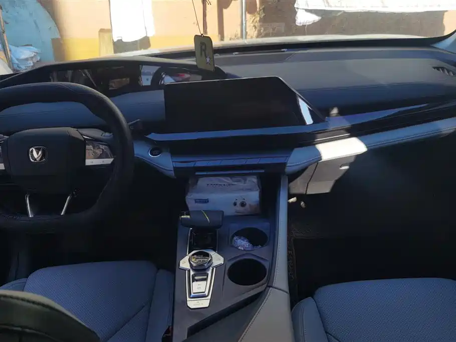 Changan UNI-V Smart iDD