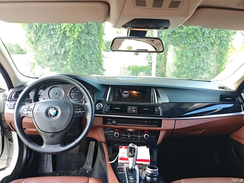 BMW 5 Series, 2015 10