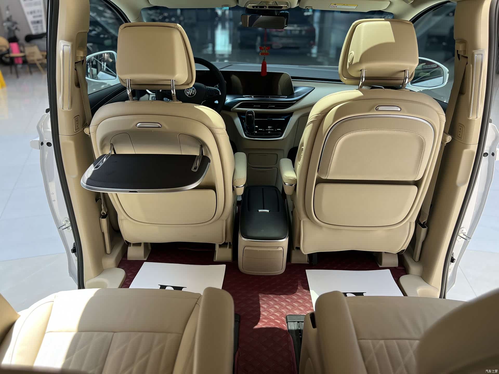 Buick GL8, 2021 30