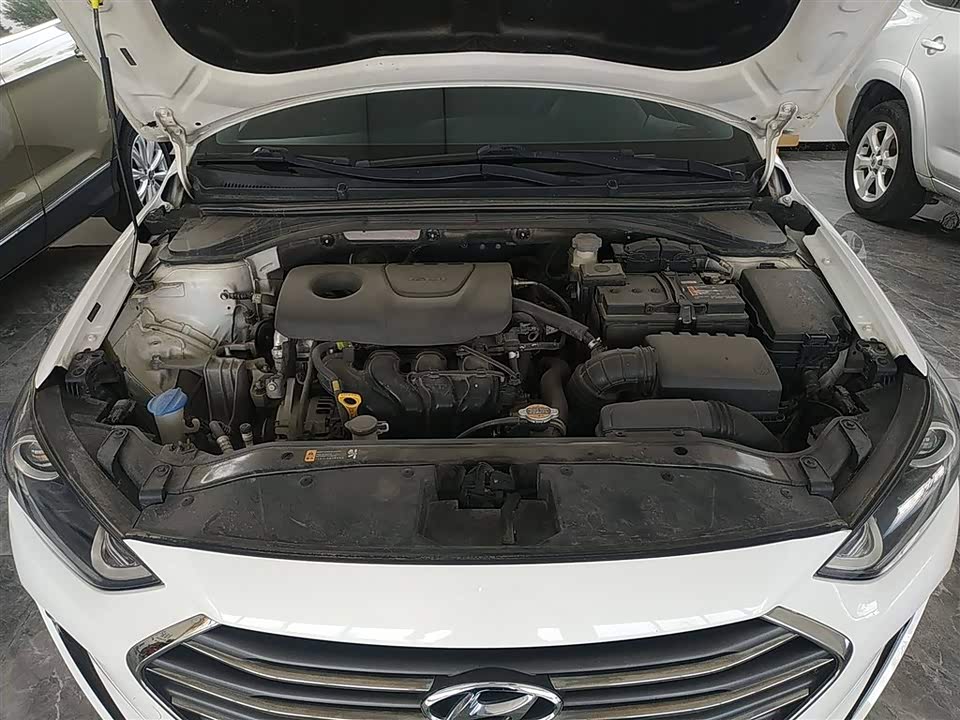 Hyundai Lead