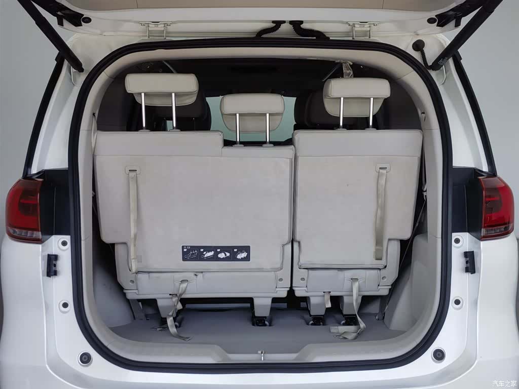 Trumpchi M8, 2018 16