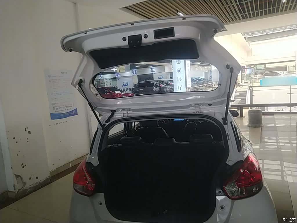 Wuling 310, 2018 19