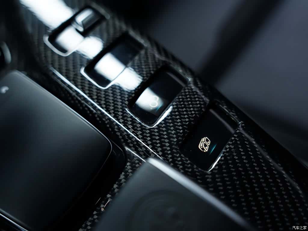 MG AMG, 2021 17