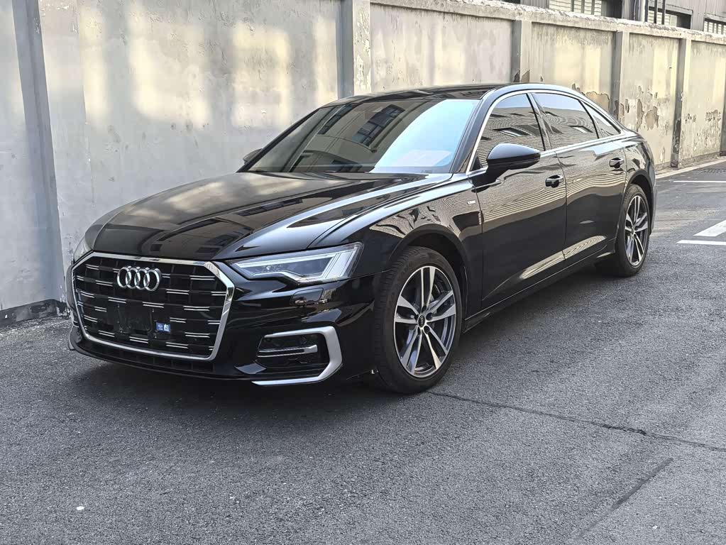 Audi A6L 2024 40 TFSI Luxury