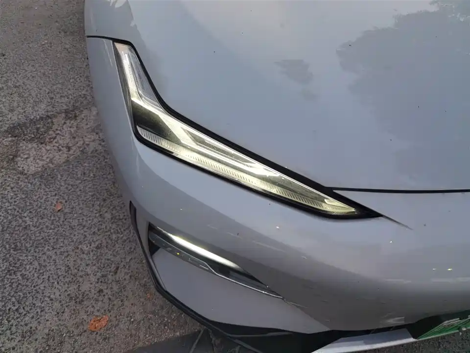 Geely Galaxy Galaxy E8