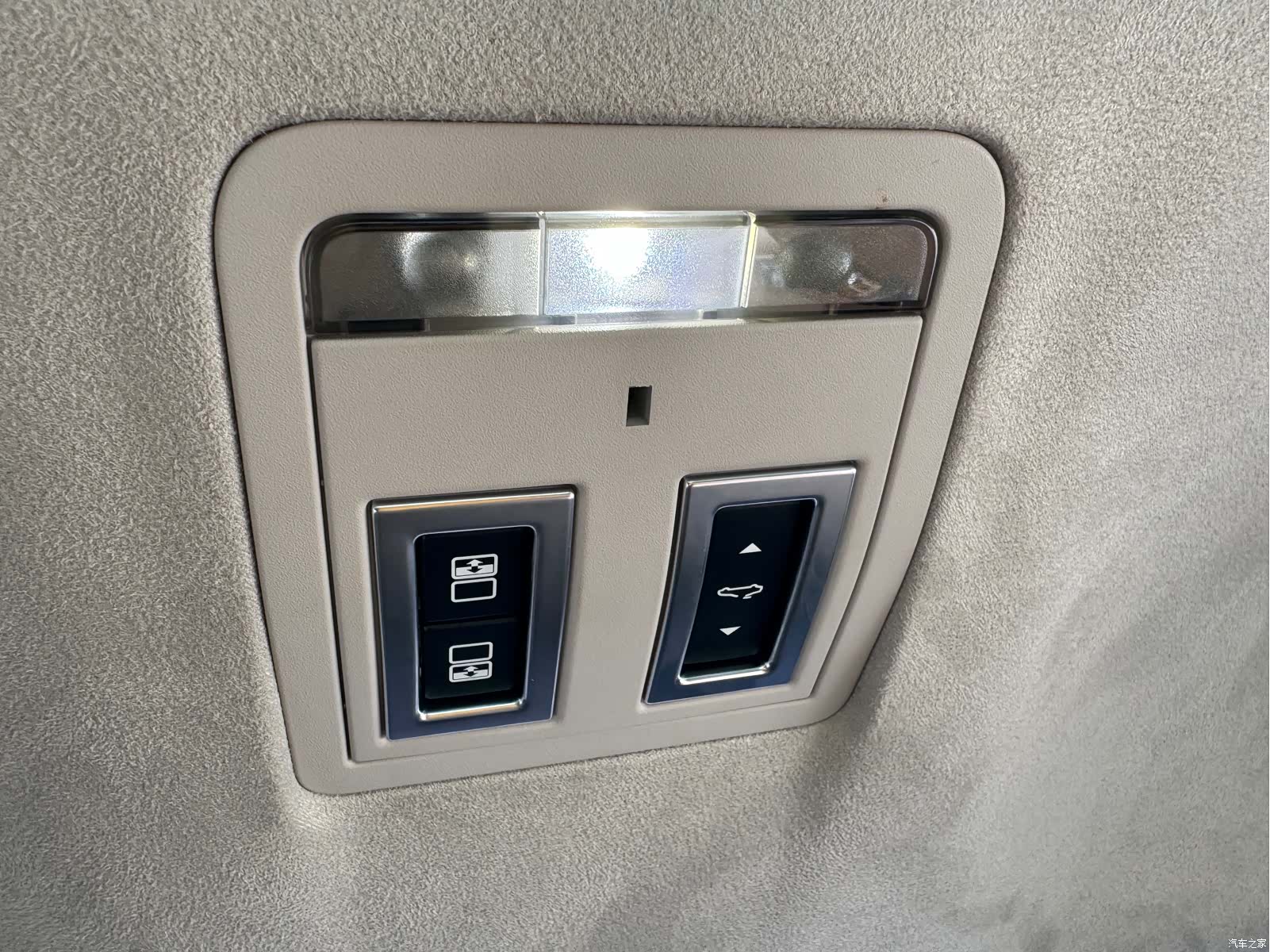 Land Rover XFL, 2018 25