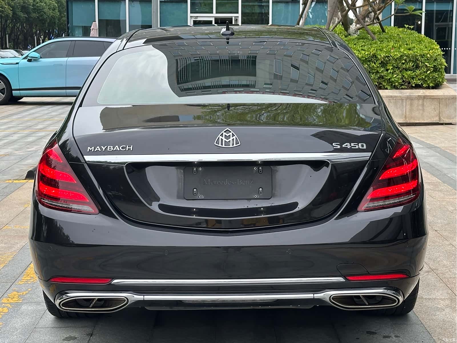 Maybach S-Class, 2020 12