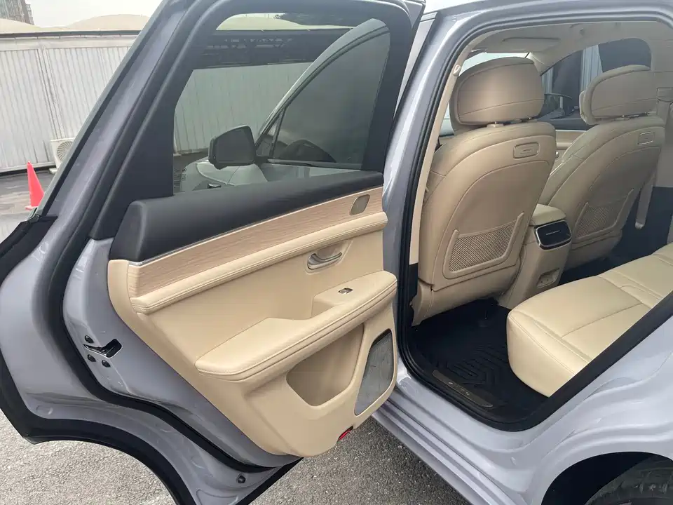 HarmonyOS Ask the world M5