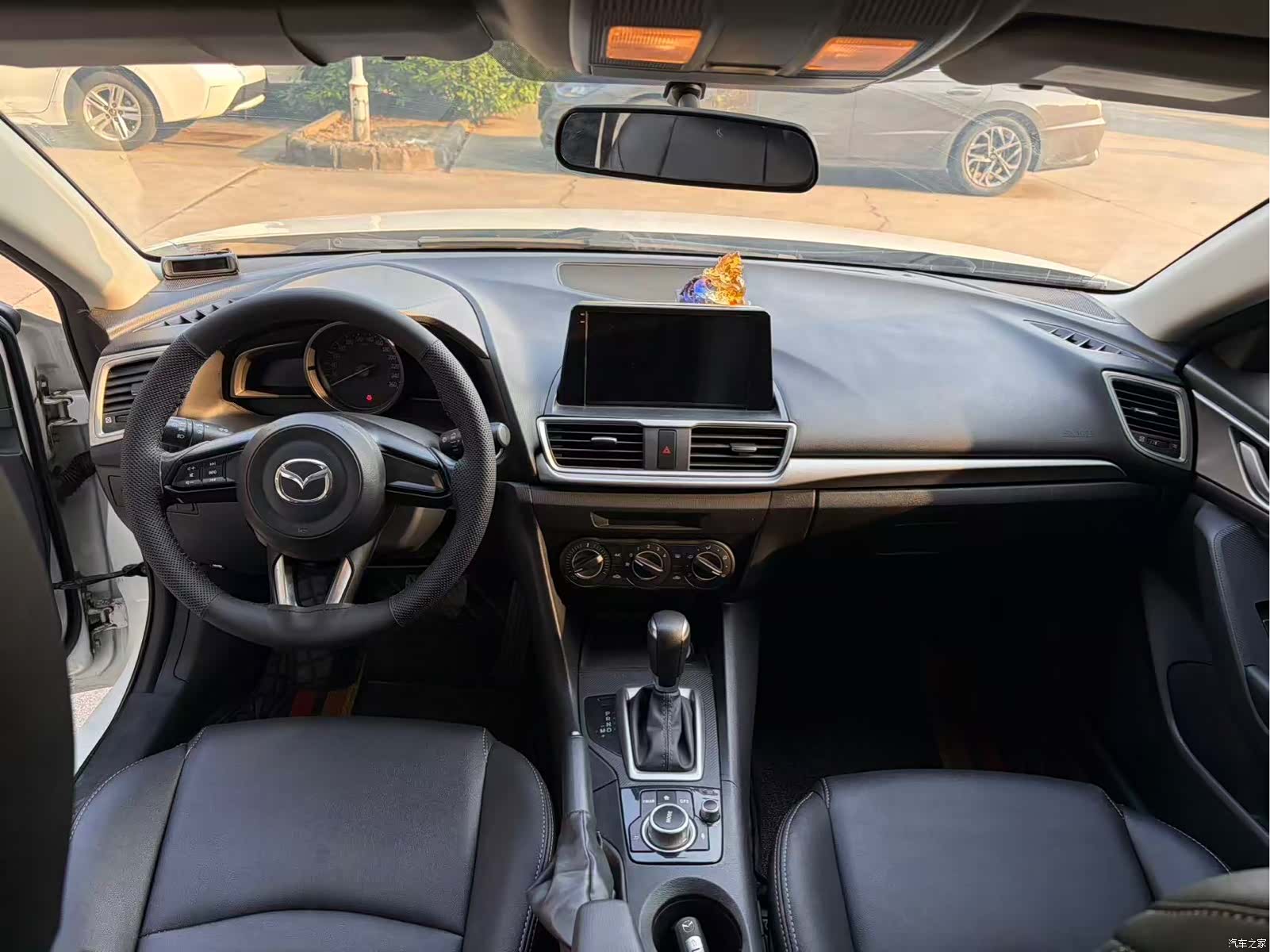Mazda Mazda3, 2017 8