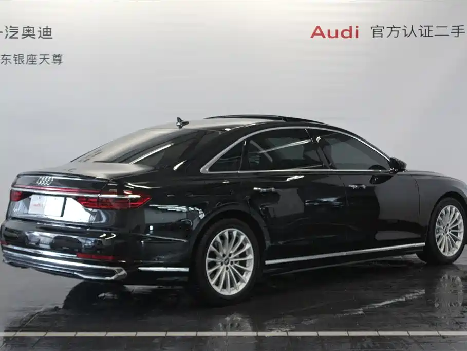 Audi A8