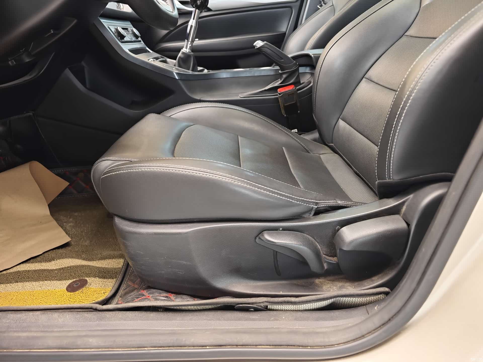 Geely Emgrand, 2021 10