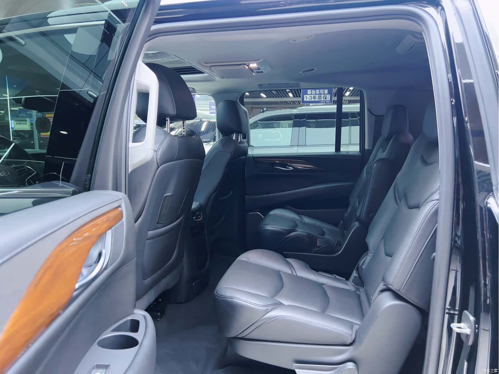 Cadillac Escalade, 2018 9