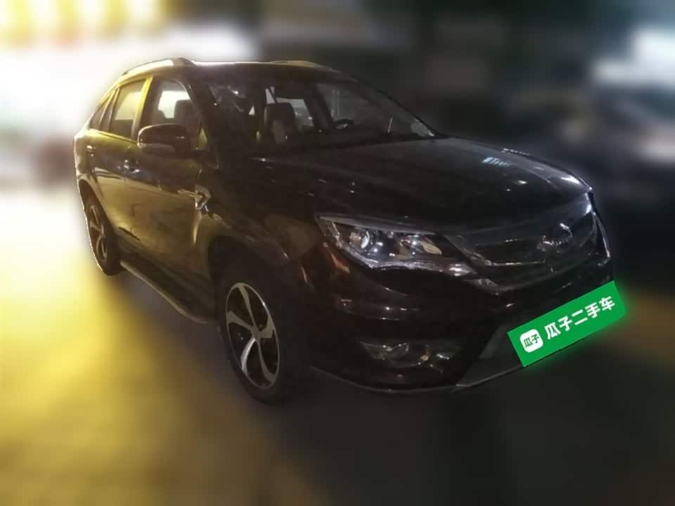 BYD S7
