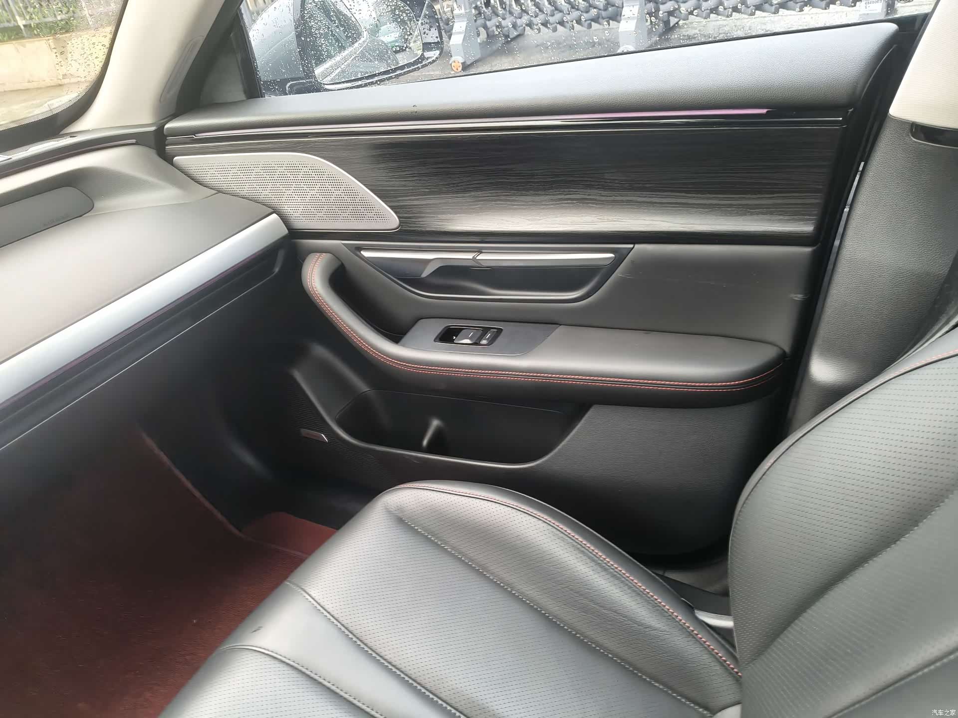 Xpeng P7, 2022 12