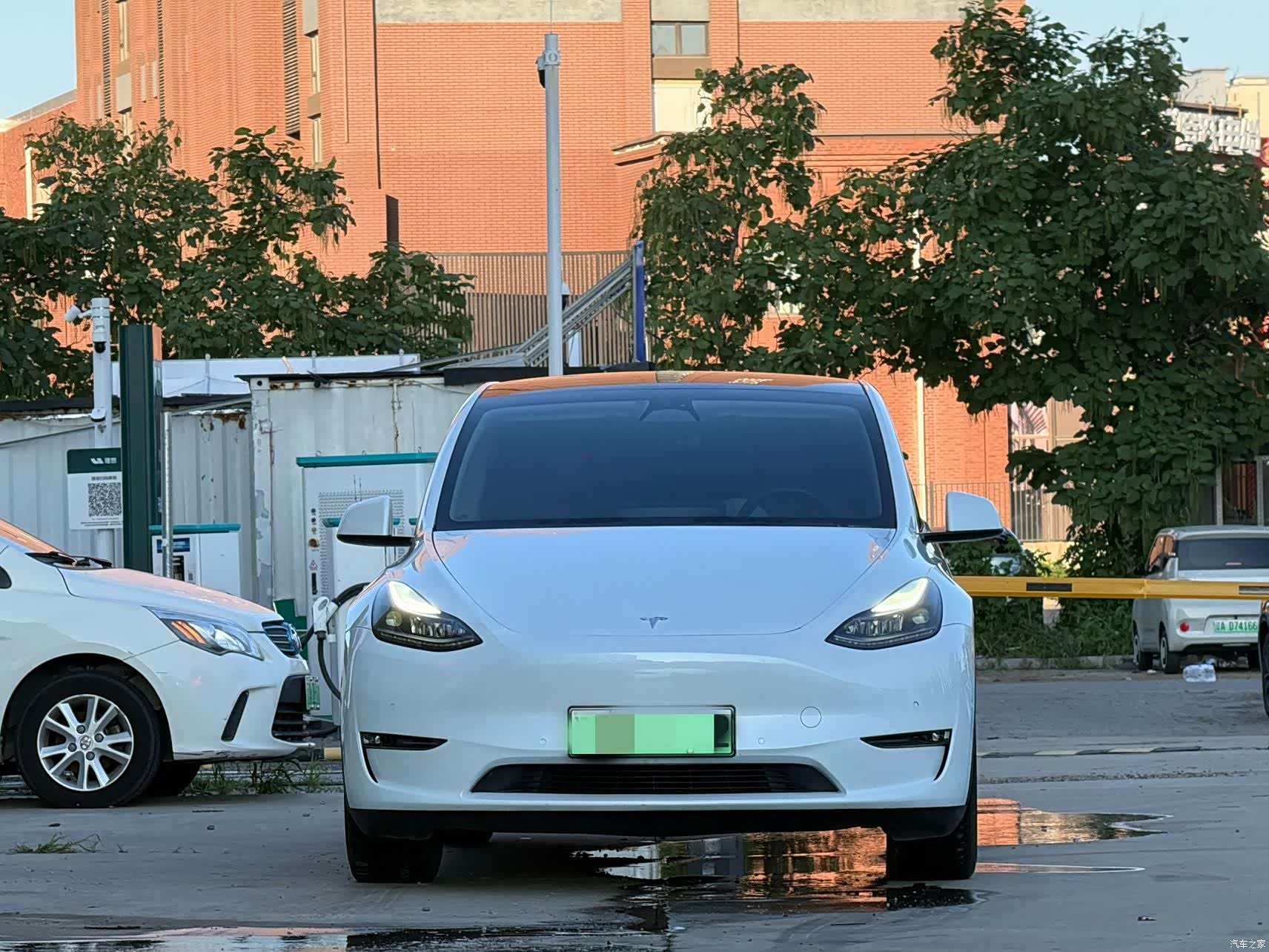 Tesla Model Y, 2024 2