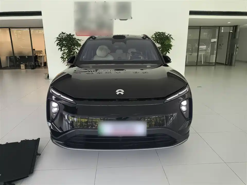 NIO ES6