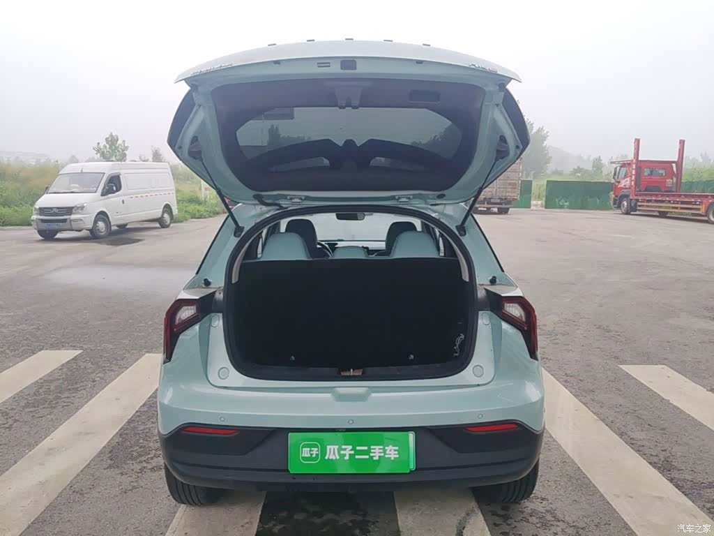 Geely E, 2023 15
