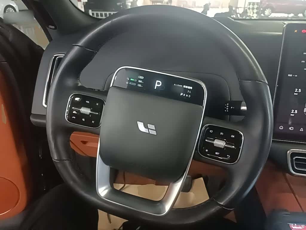 Li Auto L8, 2023 11