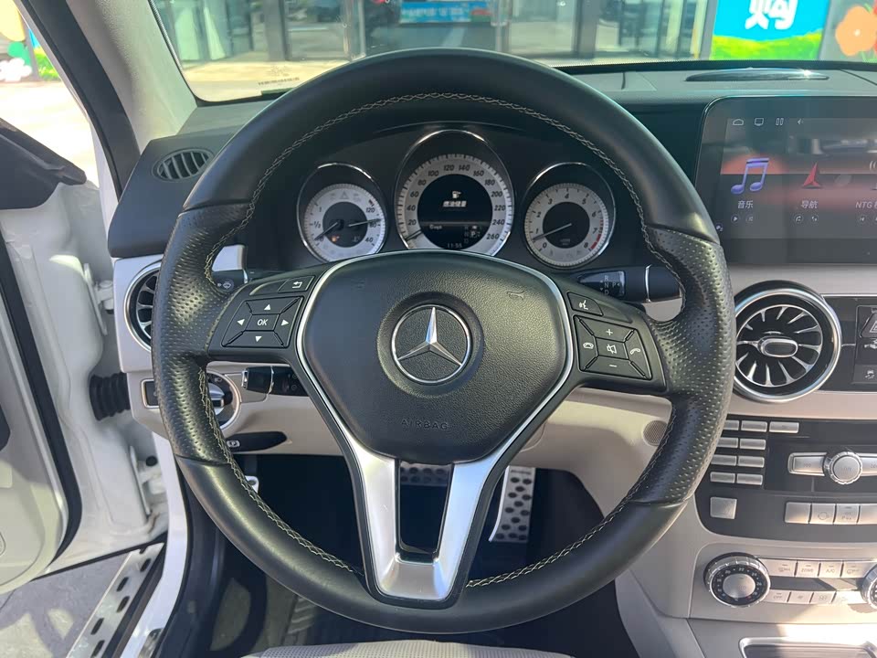 Mercedes-Benz GLK class