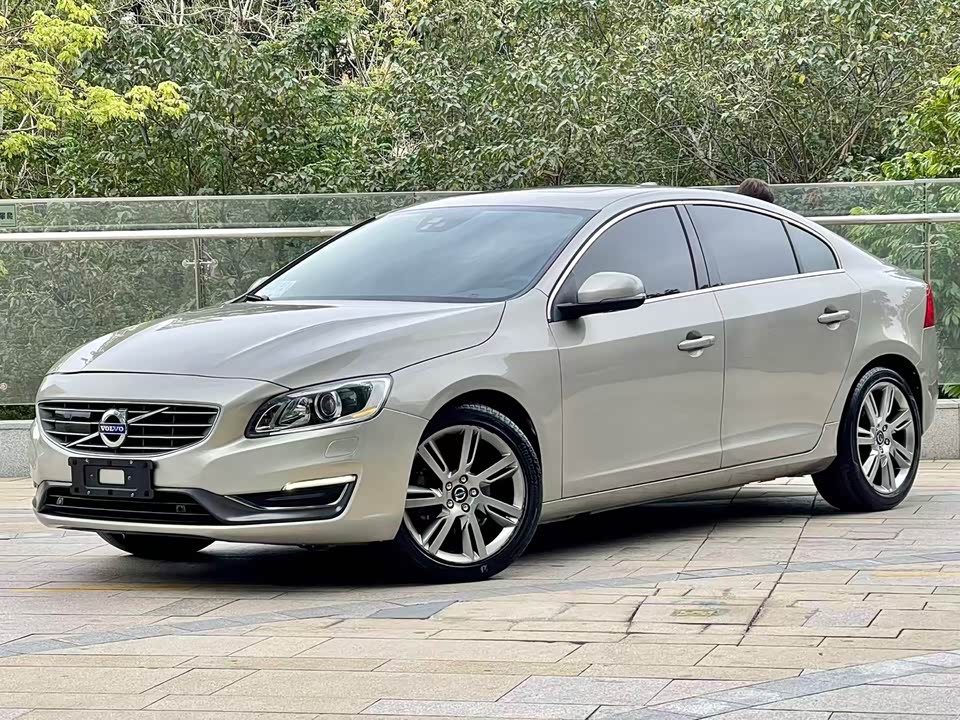 Volvo S60