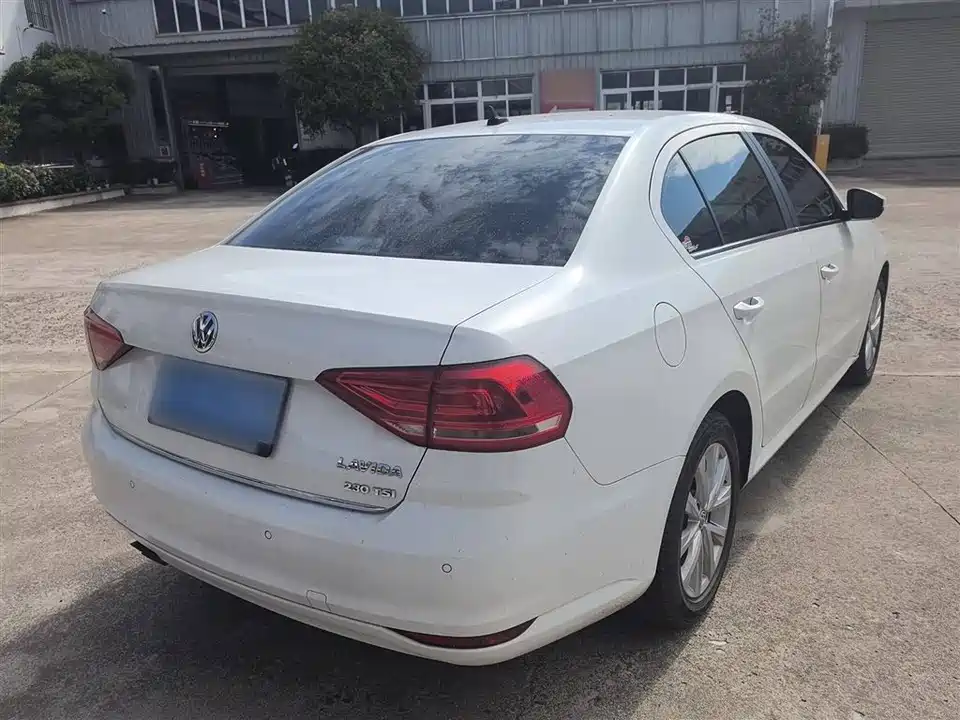 Volkswagen Lavida